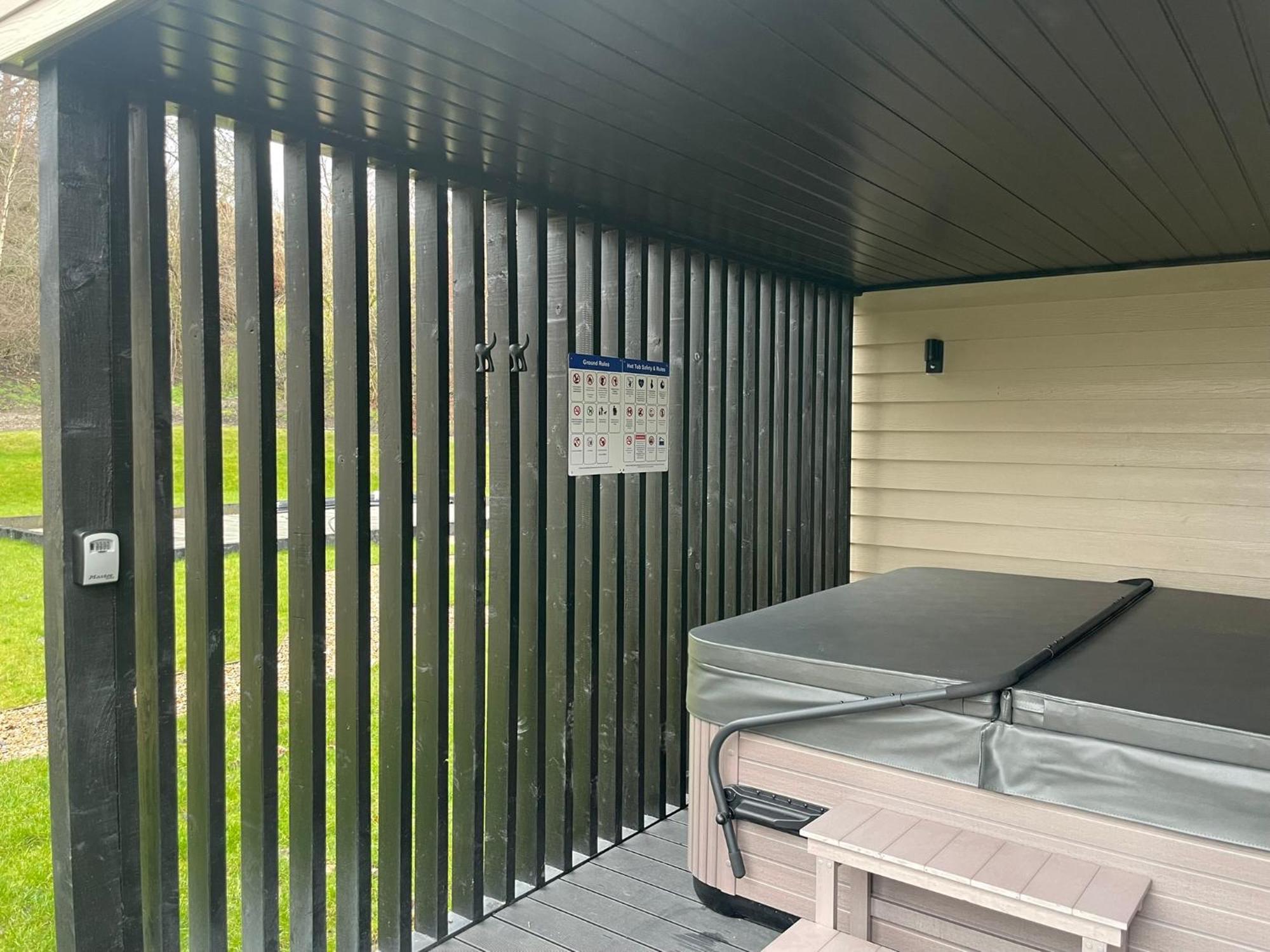 River Logie Lodges Westfield  エクステリア 写真
