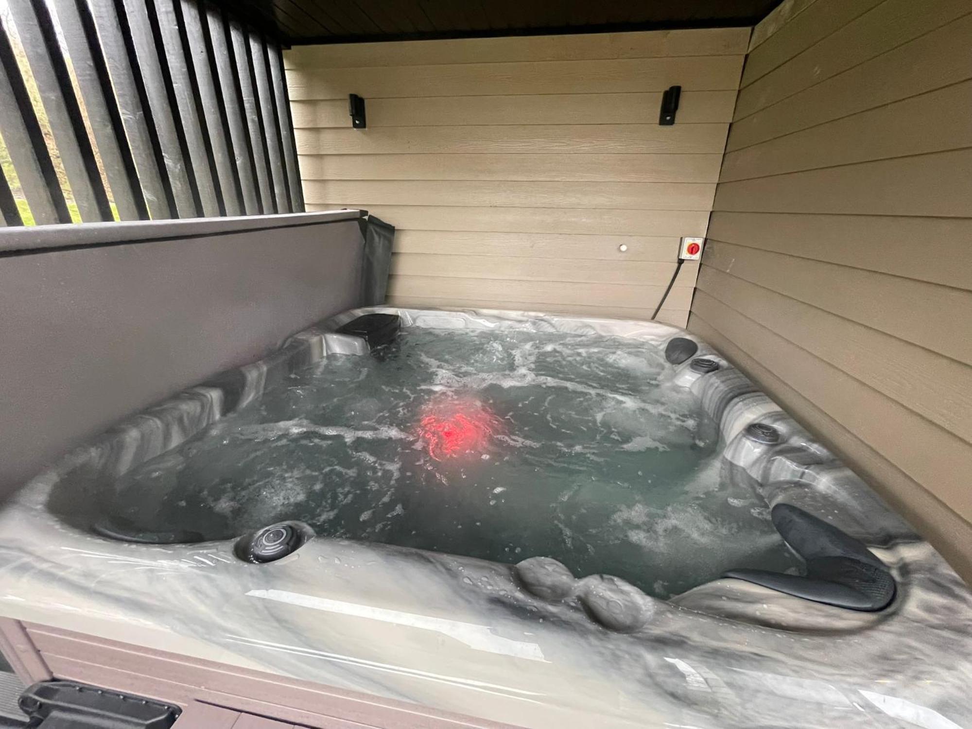 River Logie Lodges Westfield  エクステリア 写真